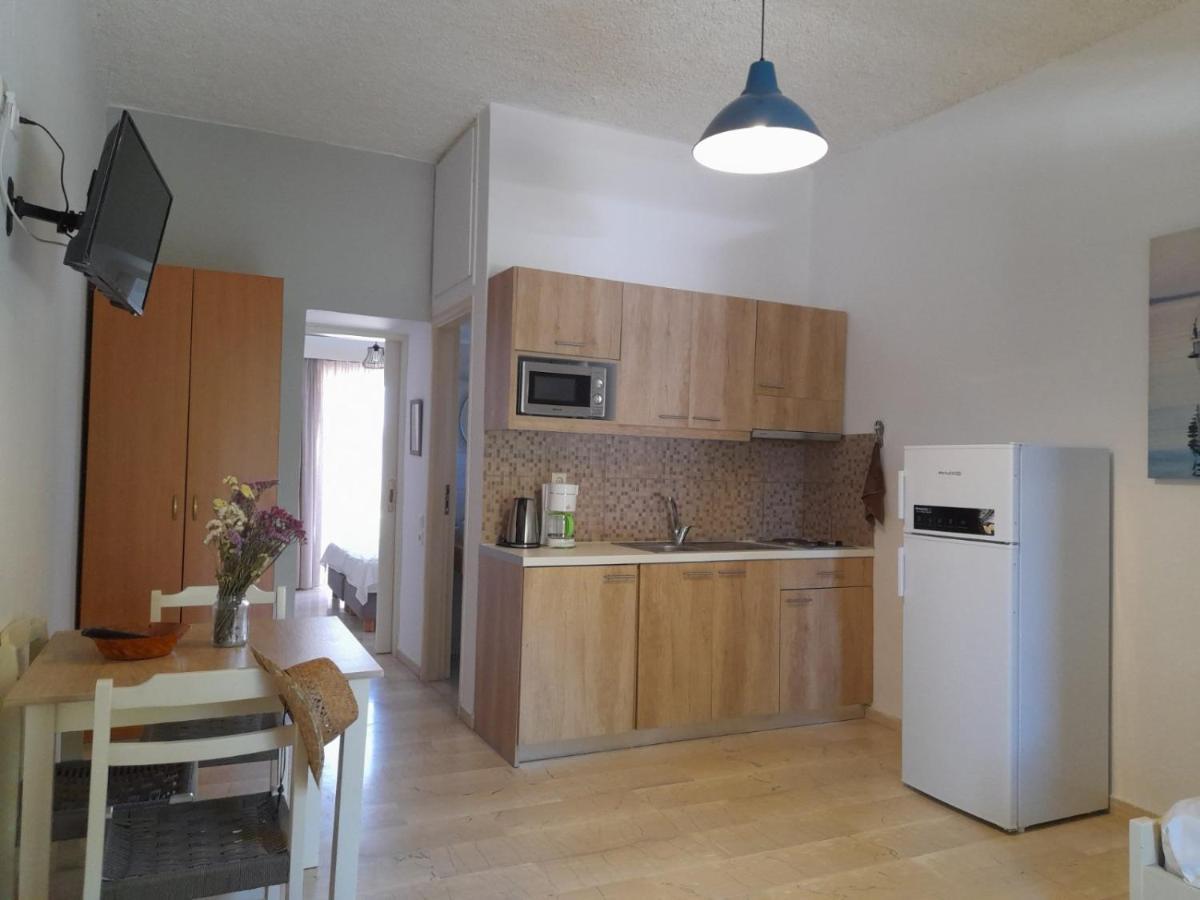 Argo Apartments คาโตดารัตโซ ภายนอก รูปภาพ