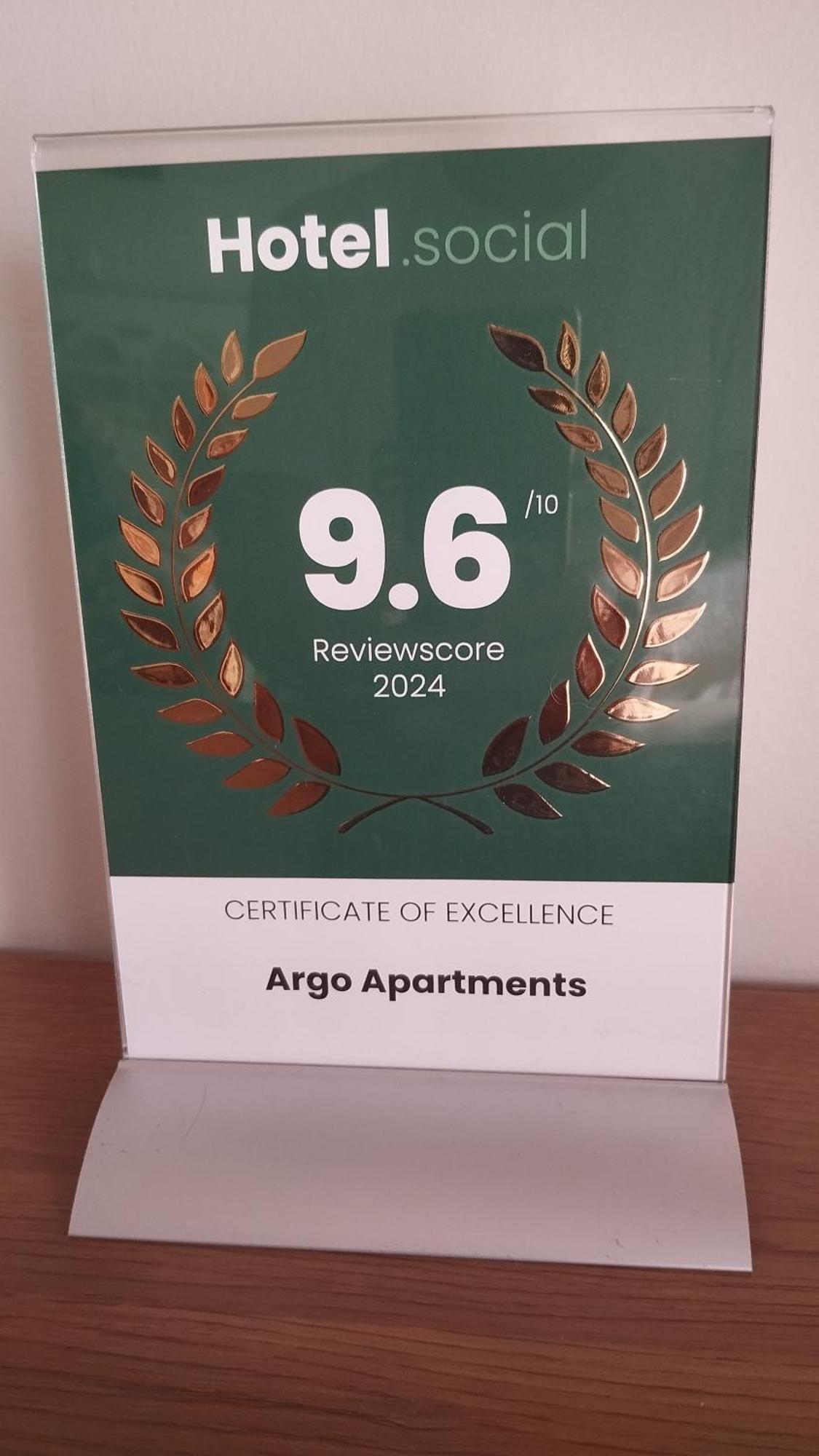 Argo Apartments คาโตดารัตโซ ภายนอก รูปภาพ